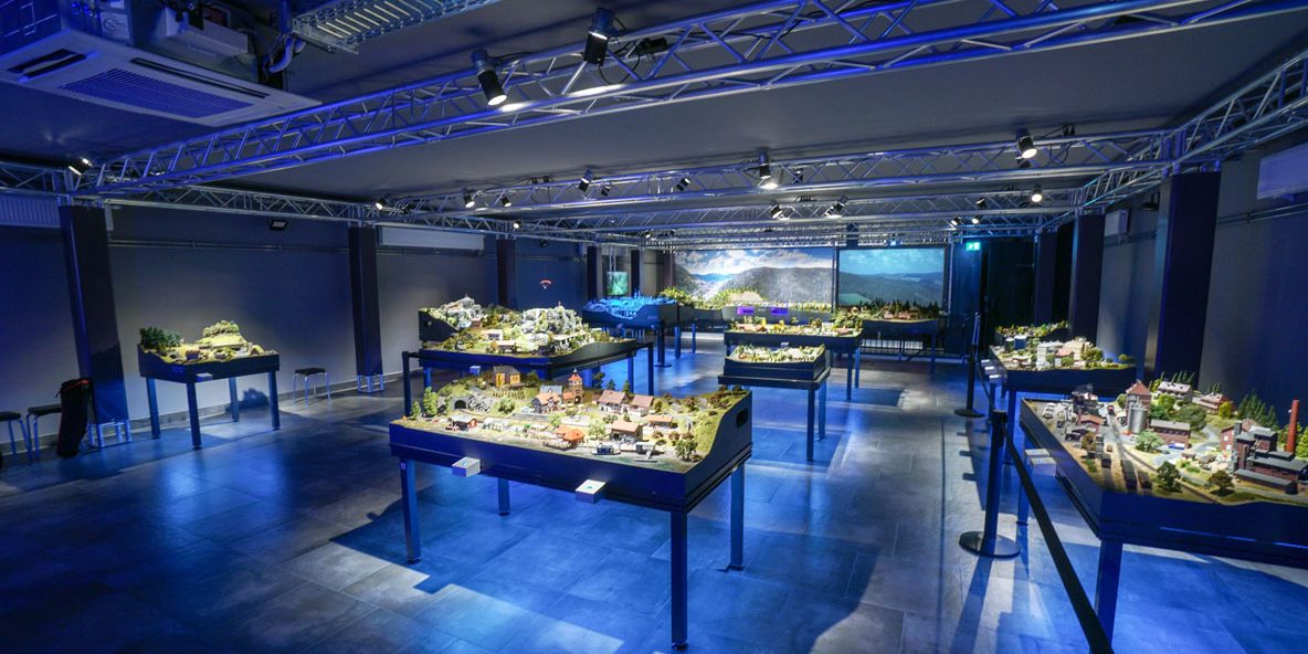 Mott-Mobile-Buehnenpodest