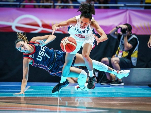 Players from France and the USA fight for the ball during the U19 World Cup in Madrid.