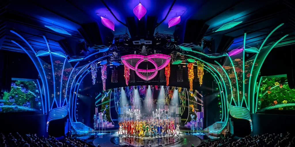 falling-in-love-chris-moylan-16-9.webp.1024