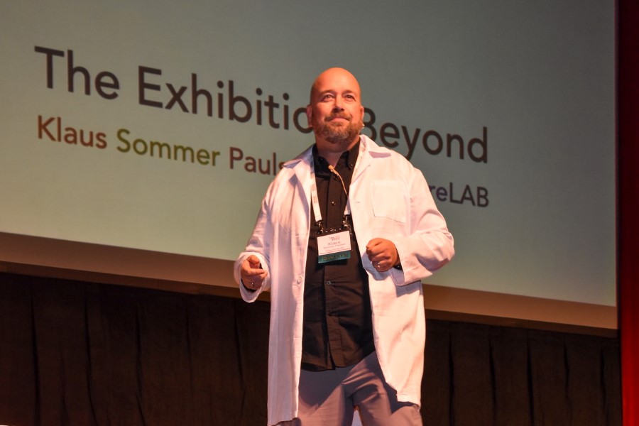 Klaus Sommer Paulsen hält einen Vortrag auf der SATE Konferenz in Las Vegas 2022