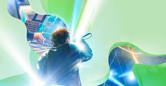 Key Visual mit Sänger, Lichtshow und grünem Design für Prolight + Sound Guangzhou.